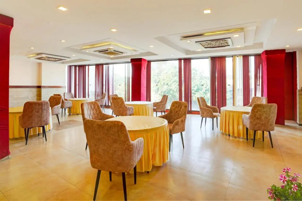 OYO Rooms Railway Station Raja Road 1