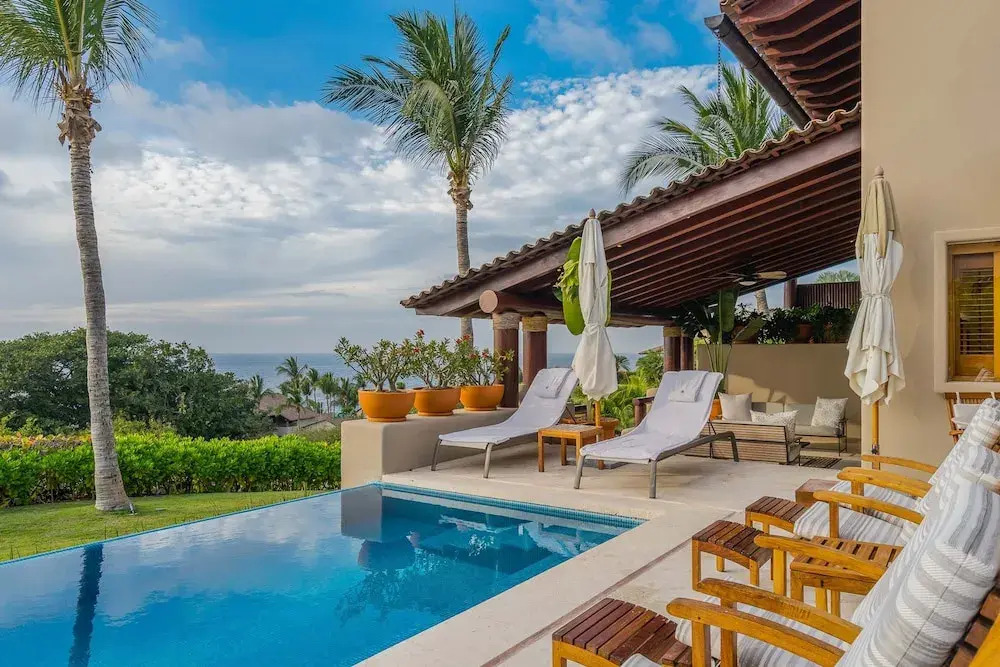 Four Seasons 2038 Teulu Golf Beach Club