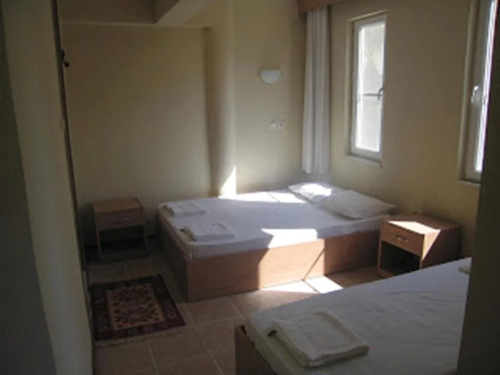Denizkızı Otel