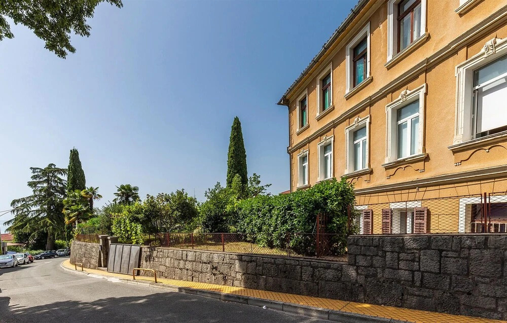 Stunning Apartment in Opatija With Wifi and 2 Bedrooms