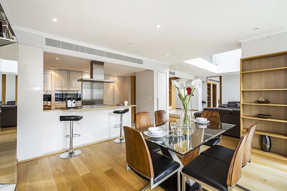 Stunning Spacious 3 Bed Apartment