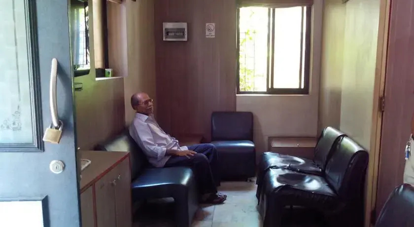 Central Line Guest House Dormitory