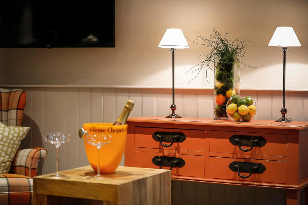 Gileston Manor-Self catering