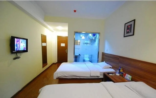 Pengchengyi Express Hotel