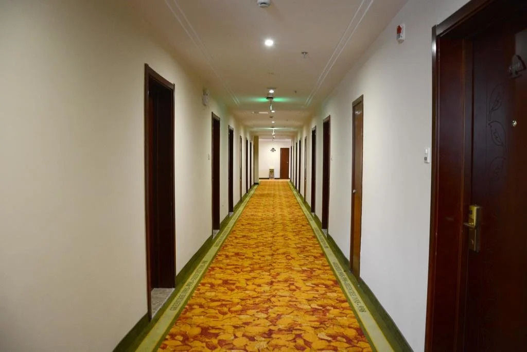 GreenTree Inn JiangSu WuXi YiXing East LongTan Road DongJiu Business Hotel