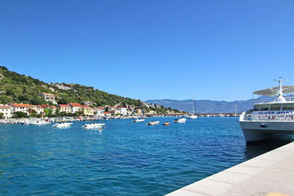 Beach Holiday Baska
