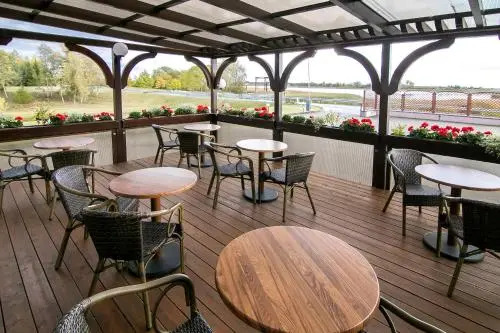Butenas Hotel Tyla
