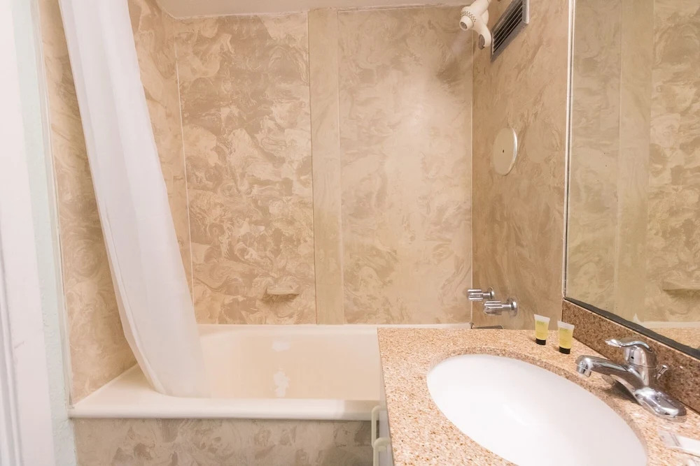 623 Ocean View Hollywood Beach