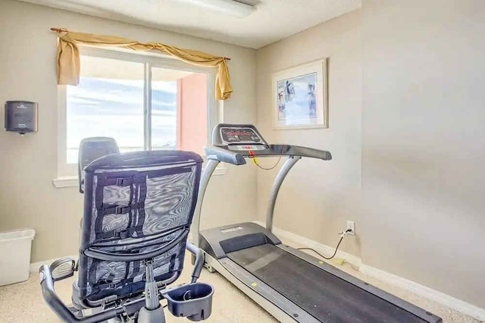 Royal Palms 603