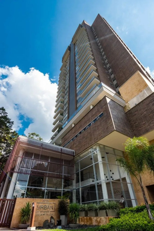 Travelers Orange Suites