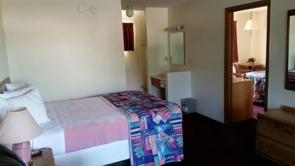 Surfside Motel