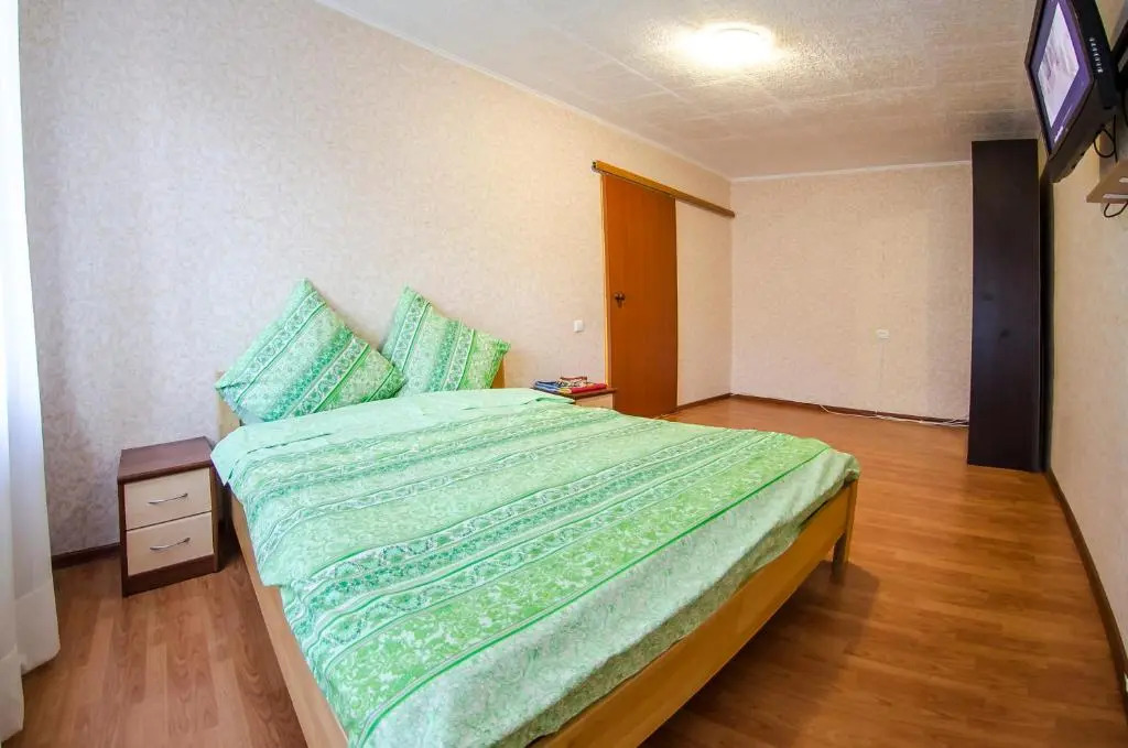 VIP Apartment on 14 Vidradnyi Avenue