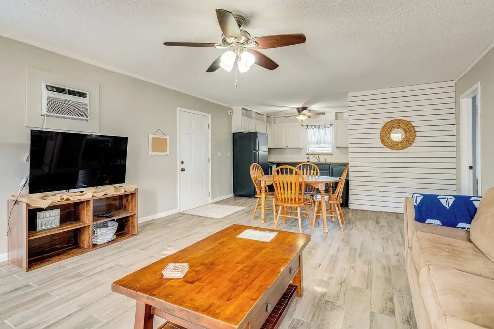 Lake Travis Access: Pet-friendly Lago Vista Home!