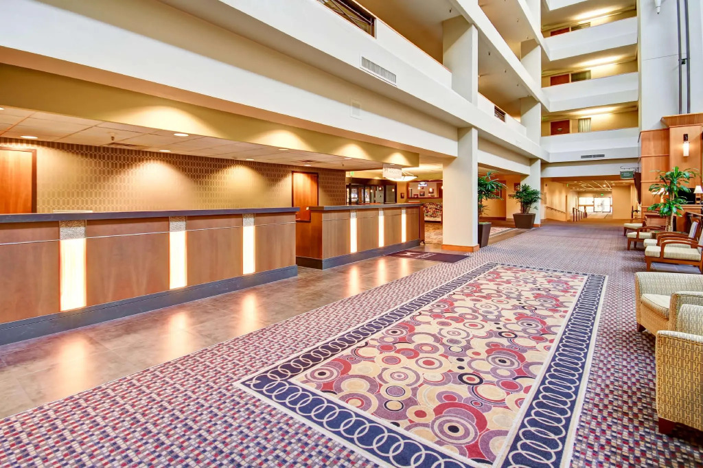 DoubleTree Suites by Hilton Seattle Airport/Southcenter