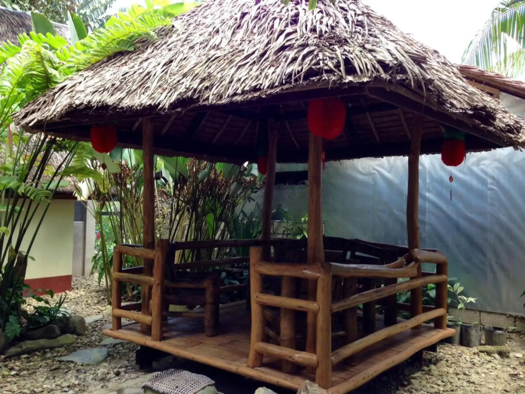 Ayettes Bamboo Cottages