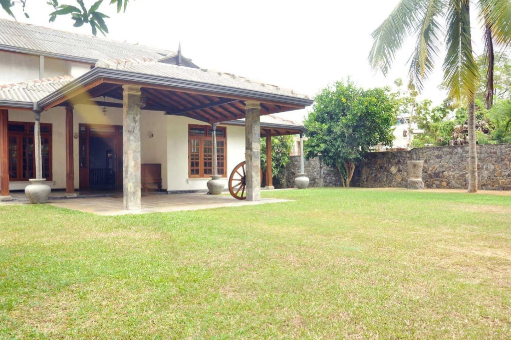 Lanrich Villa