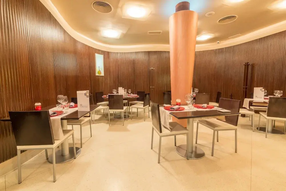 Hostal Albany