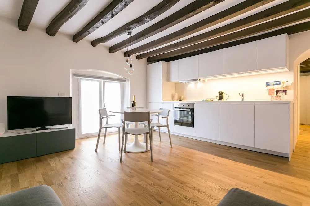 Milano Apartments Mortara 17
