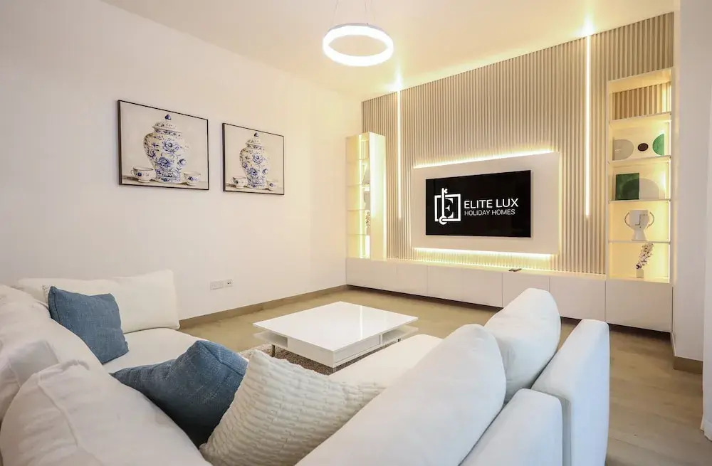 Elite LUX Holiday Homes - 1bhk Beachside Retreat at Port De La Mer Dubai