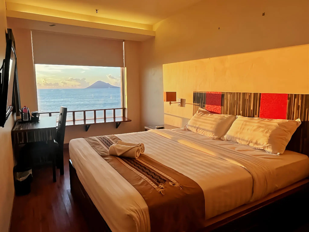 Lion Hotel & Plaza Manado