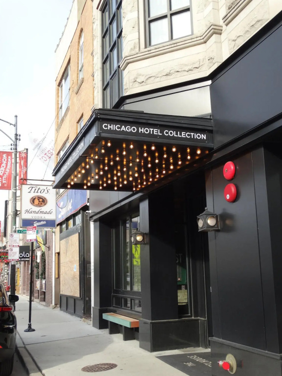 The Chicago Hotel Collection - Wrigleyville