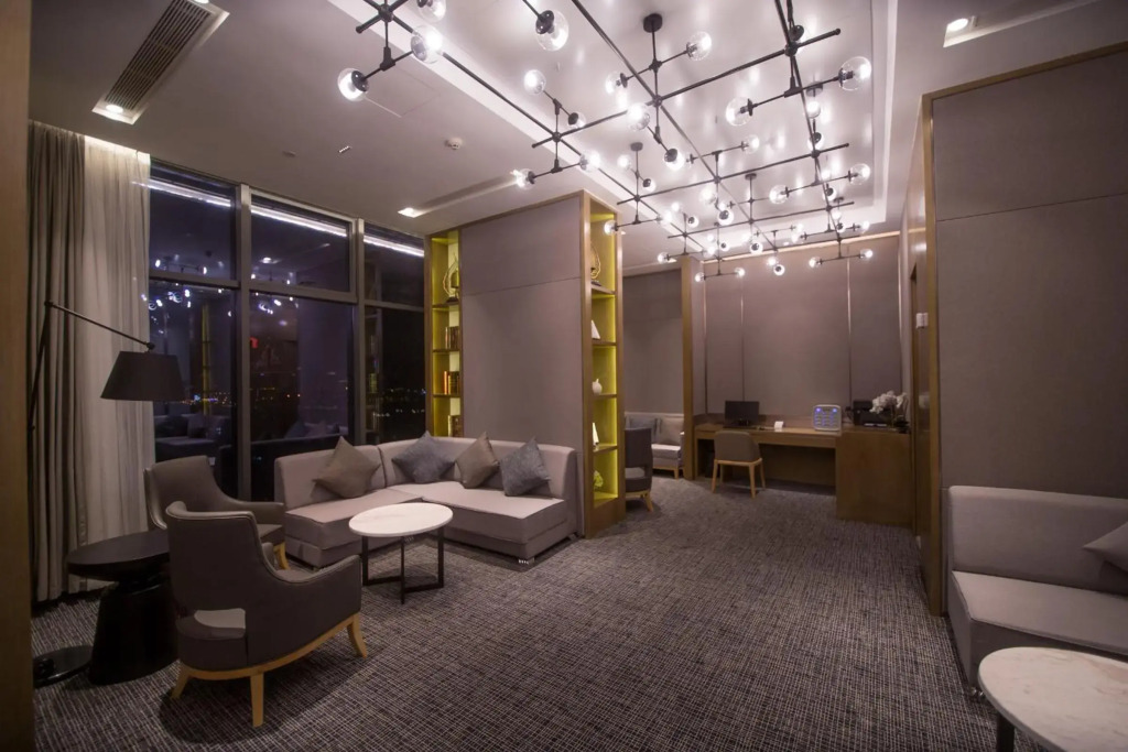 Jingzhuan Yihao Hotel