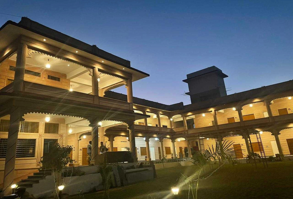 Jai Niwas Palace