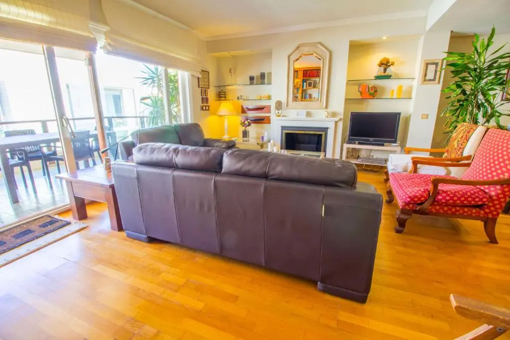 High Quality apartment 40 meters from beach