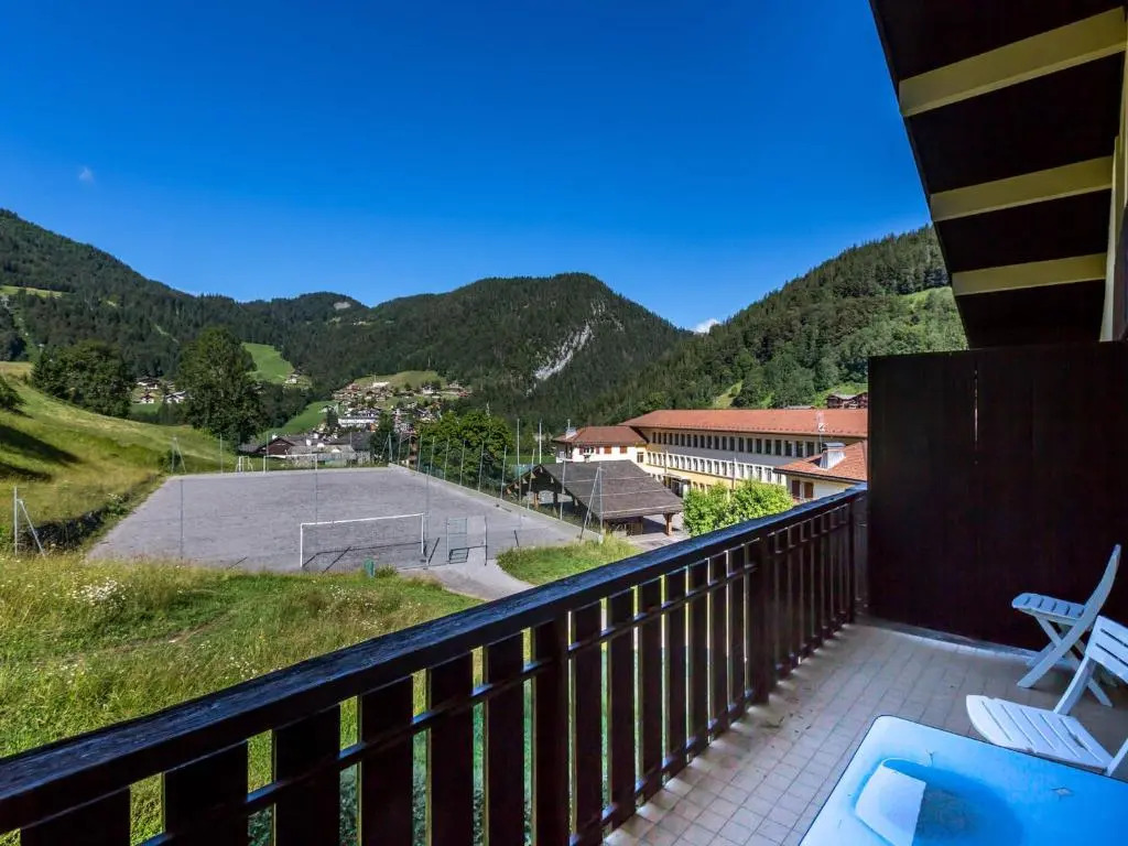 Appartement La Clusaz, 3 pièces, 5 personnes - FR-1-437-28