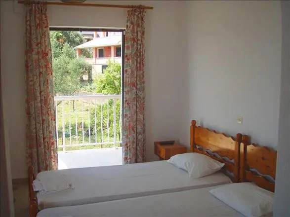 Evi-Ariti Apartments