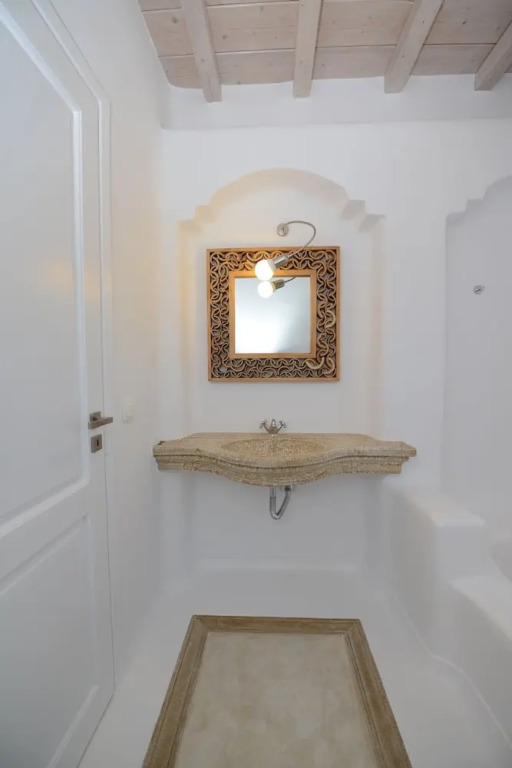 Villa Ammonite with heated pool by Diles Villas