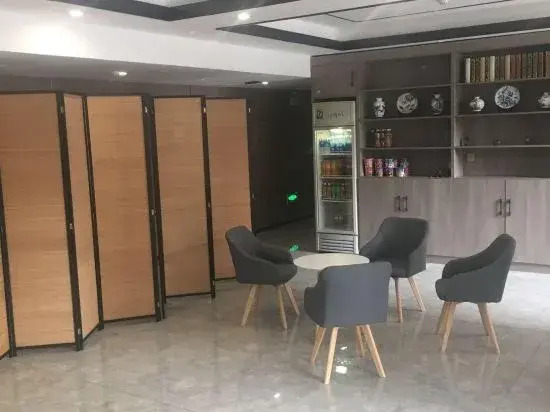 7 Days Premium Hotel (Tianjin Ancient Culture Street Eye of Tianjin)