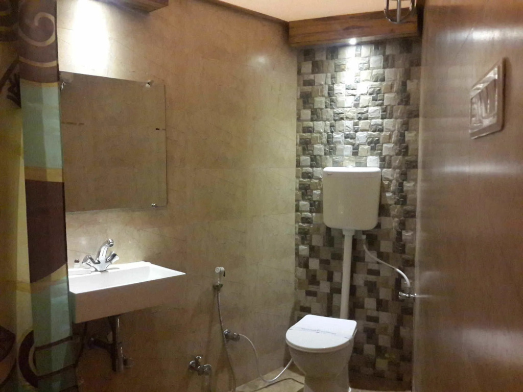 HOTEL VARUNA