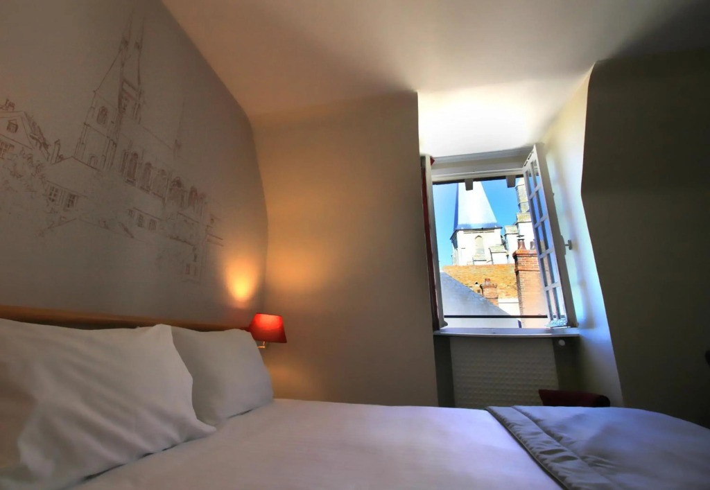 Best Western Blanche de Castille Dourdan