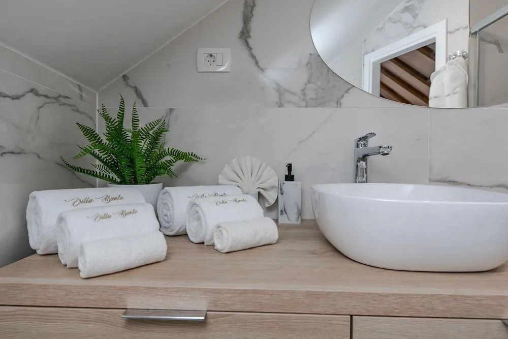 Villa Bante - Luxury Stone House