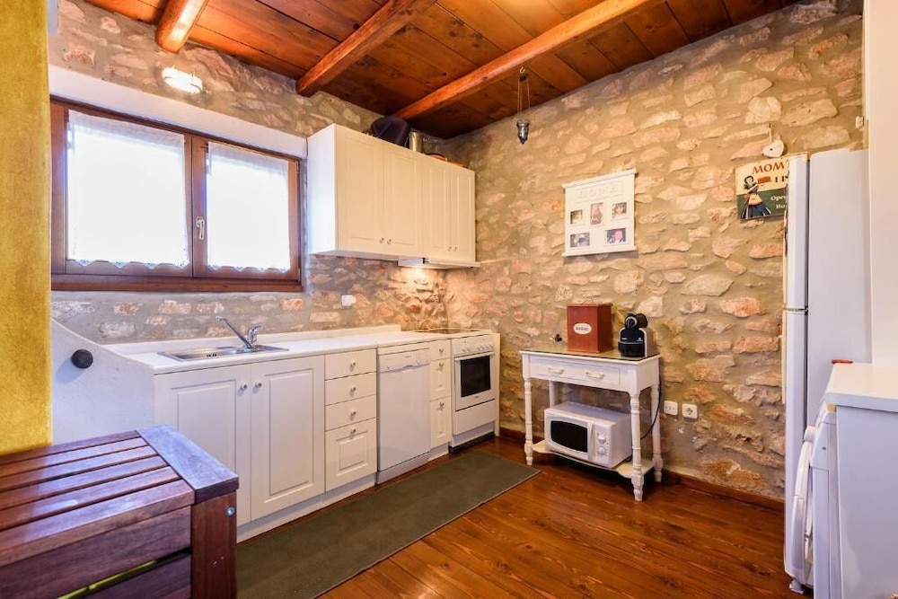 Aegean Whisper Home