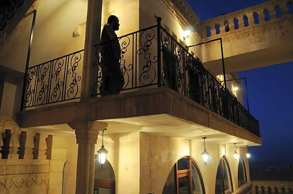 Zinciriye Hotel