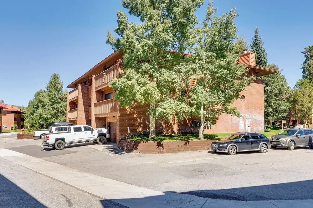 1/2 Mi to Lake Dillon: Mtn-view Condo in Frisco