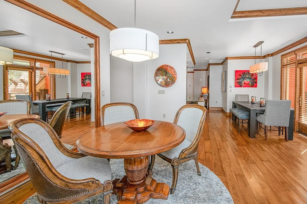 Lionsquare North Tower #402 5 Bedrooms 5.5 Bathrooms Condo