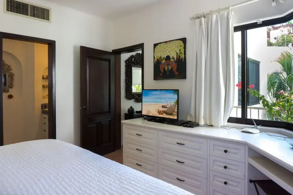 Royal Palms 9 1 Bedroom Condo by Redawning