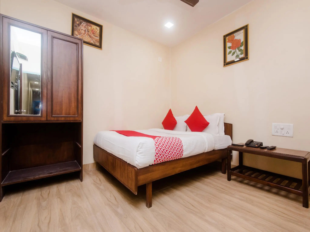 OYO 19841 Shivar Guest House