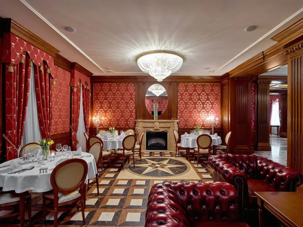 Hotel Koronny
