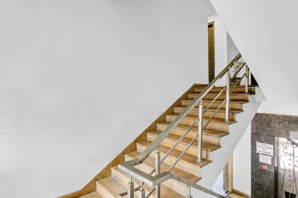 OYO Flagship 70269 Hotel Rudra Grand