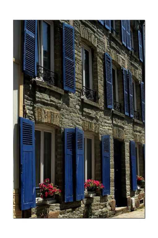 Les Unelli