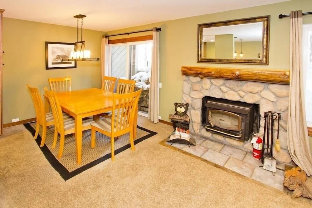 Horizons 4 #145 - 1 Br Condo
