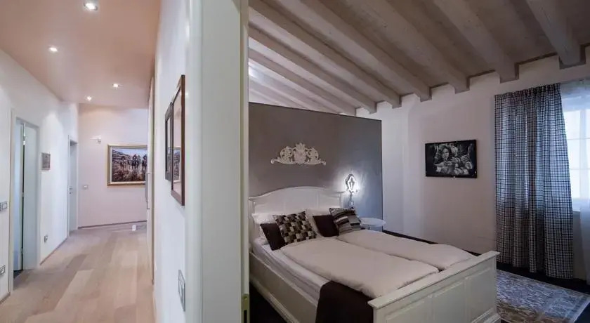 B&B Rossodisera