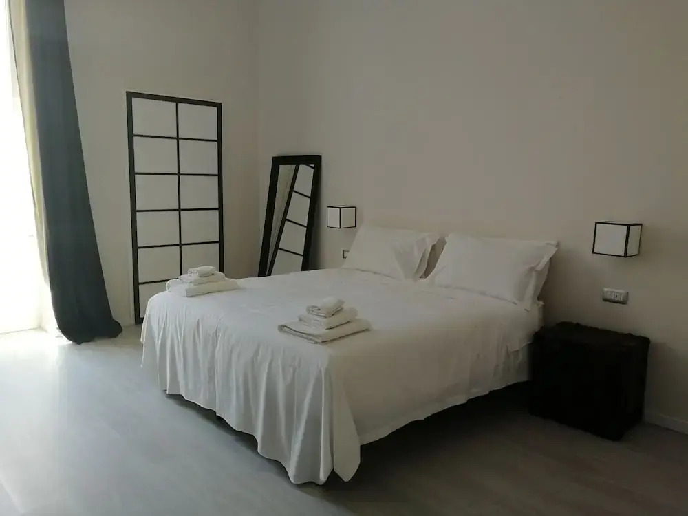 Gatto Bianco House