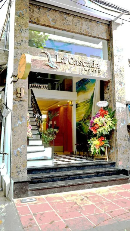 Hanoi La Cascada House & Travel