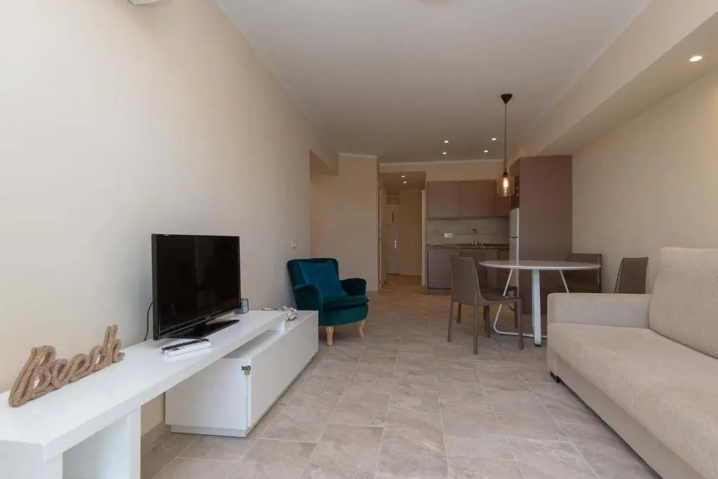 Altamira 73 - One Bed