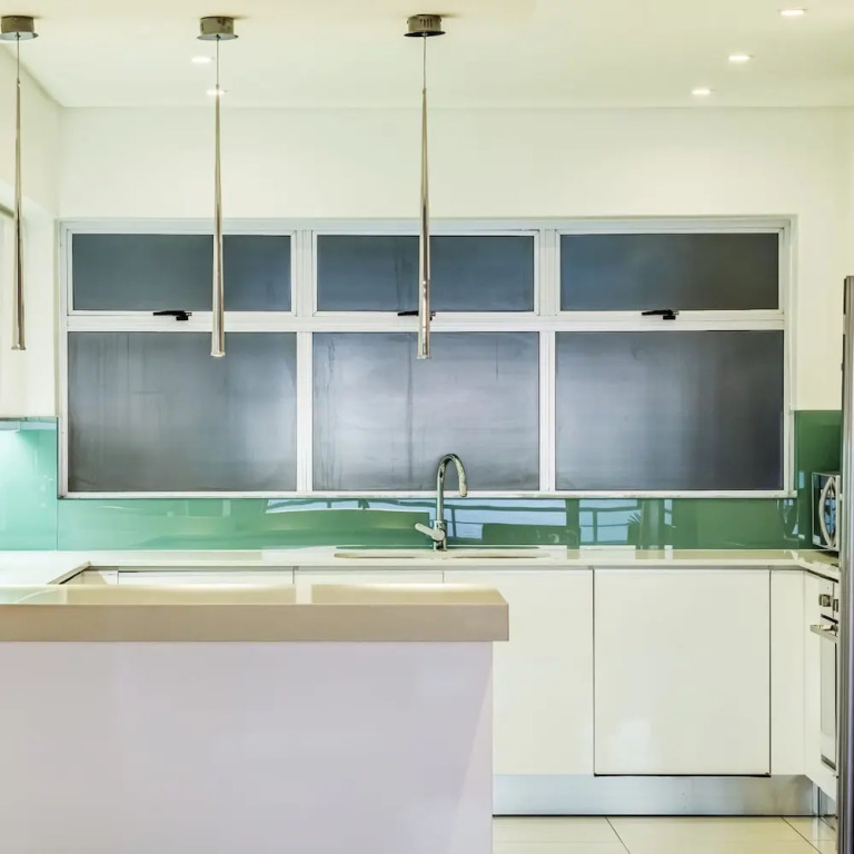 Stunning 3-bedroom Sea Point Retreat Marin